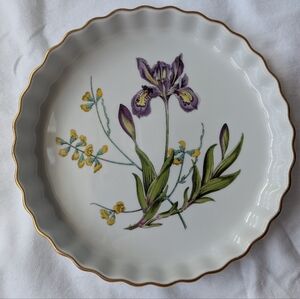 Spode England Stafford Flowers Iris & Sphaerolobium Quiche Dish Discontinued